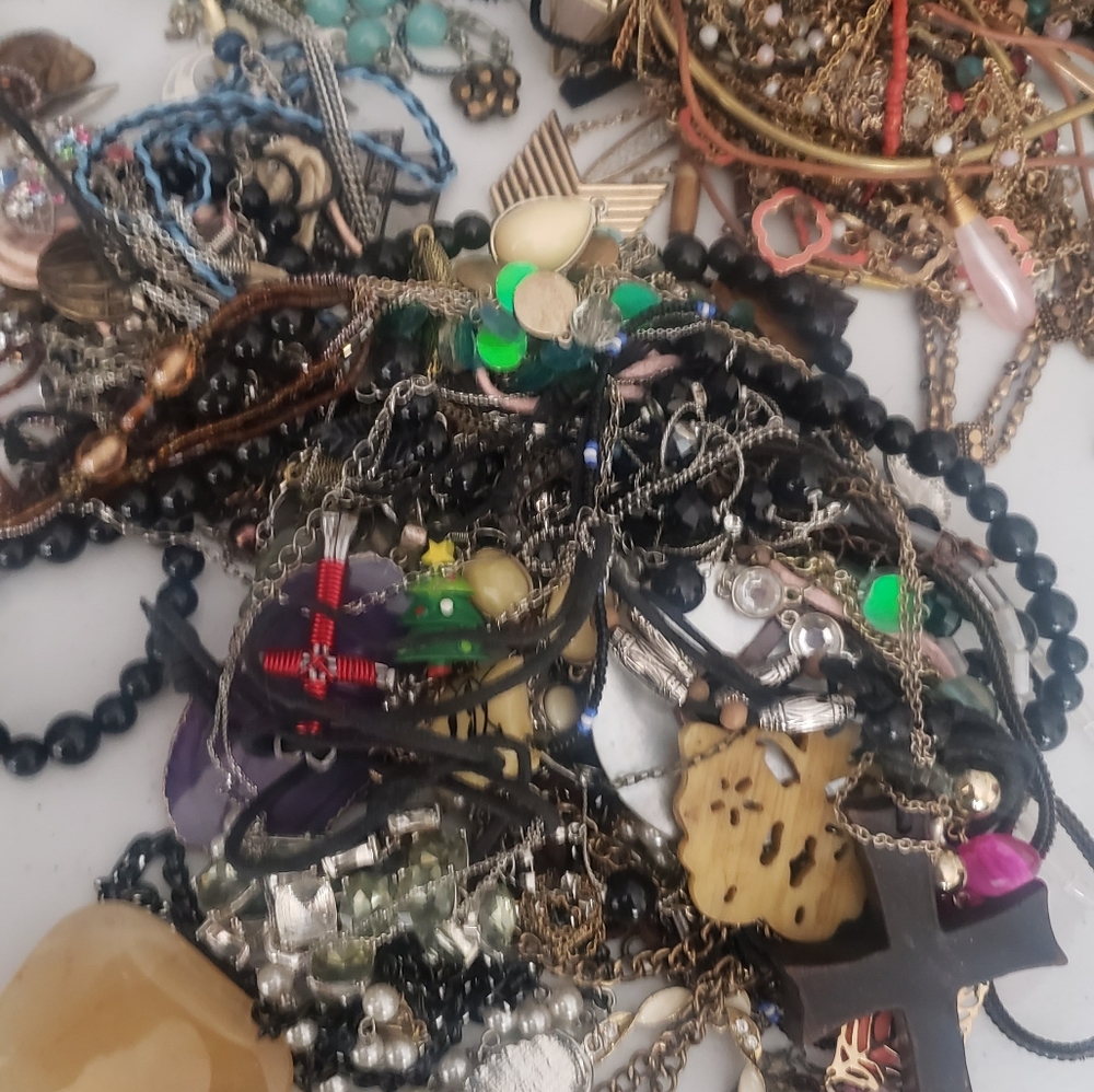 12 Lb Pounds Unsearched/ UnassortedHuge Lot Jewelry Vintage Now Junk Art Craft